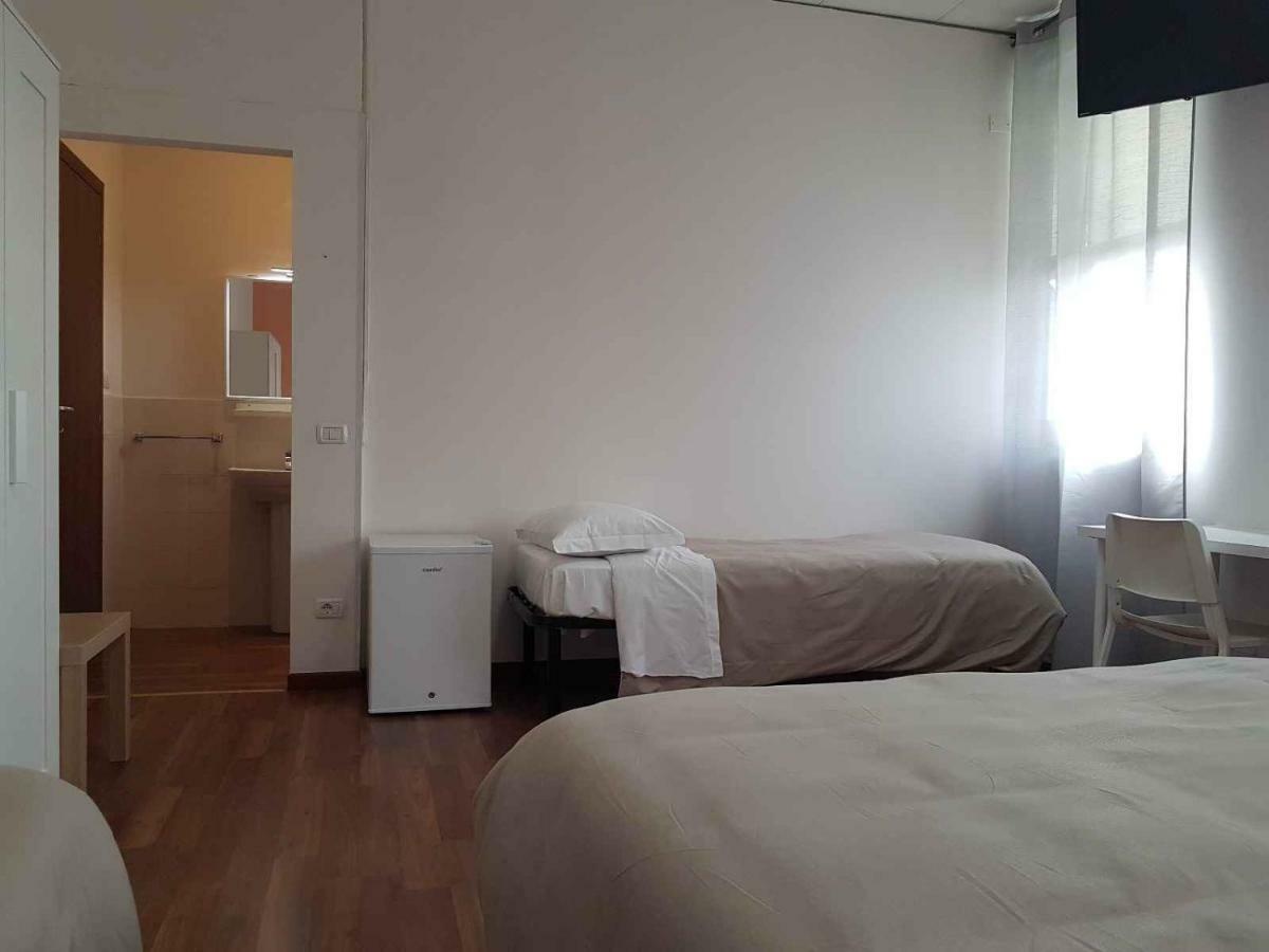 Hotel Piramide Reggio Emilia Eksteriør billede