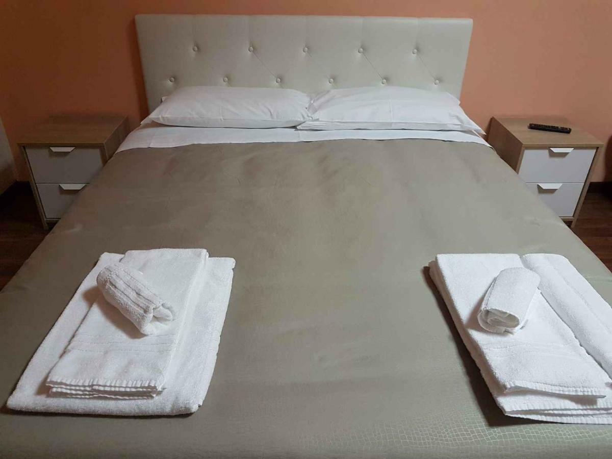 Hotel Piramide Reggio Emilia Eksteriør billede